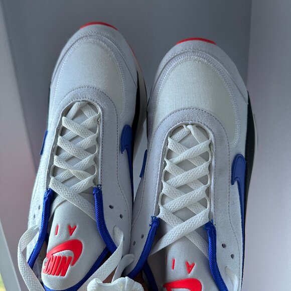 Brand New: Never worn: No tags- Nike Air Max 2090 EOI DA9357 100. Mens 11 - Picture 5 of 5